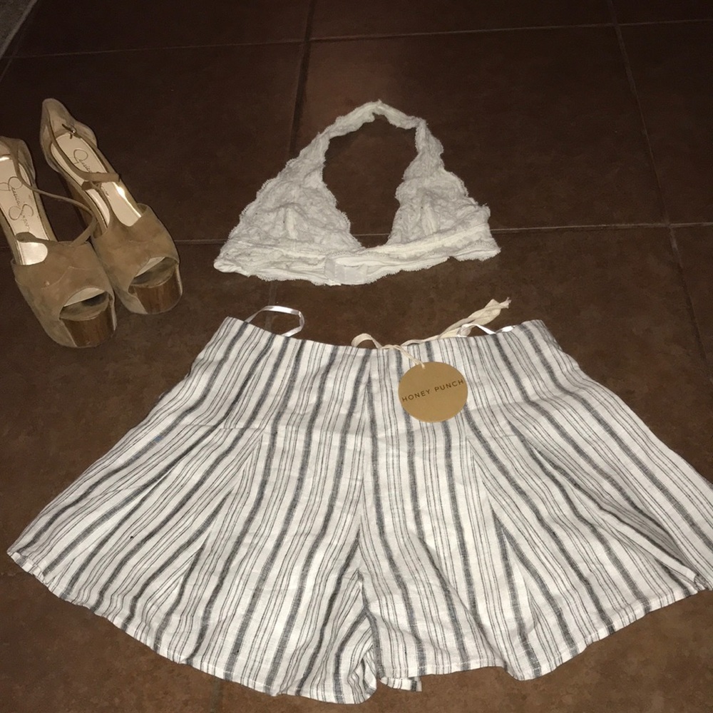 Striped Linen Flowy Shorts